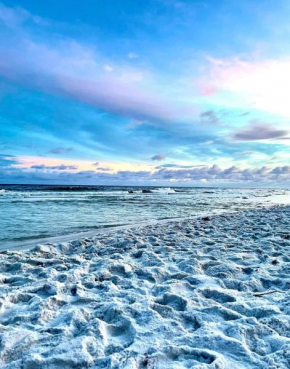 BeachLife Unit ABC Getaway Sleeps 34